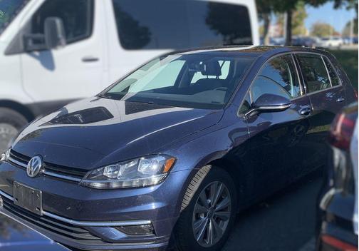 2018 Volkswagen Golf TSI S