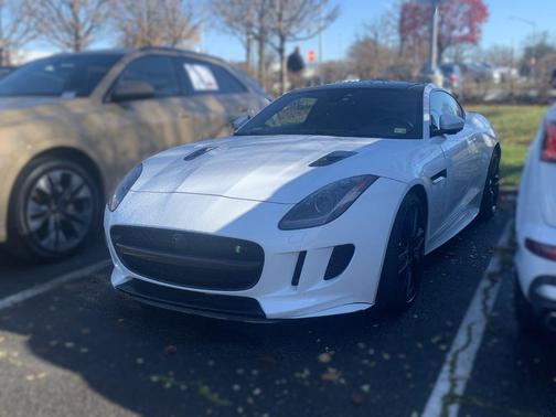 2016 Jaguar F-TYPE R