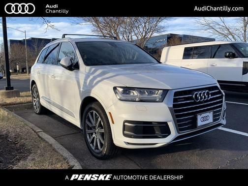 2019 Audi Q7 45 Premium Plus