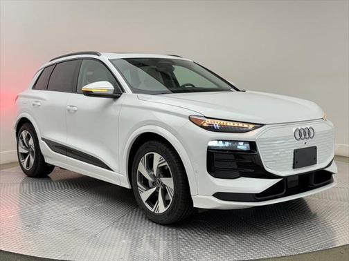 2025 Audi Q6 e-tron Prestige quattro
