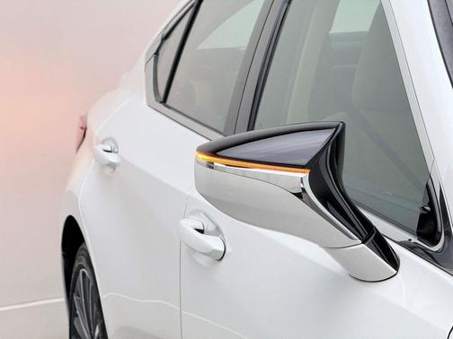 2024 Lexus ES 350 Base