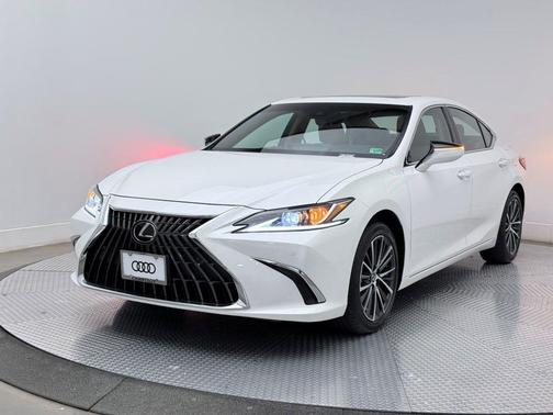 2024 Lexus ES 350 Base