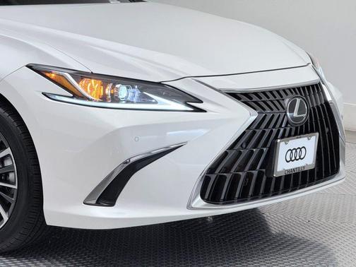 2024 Lexus ES 350 Base