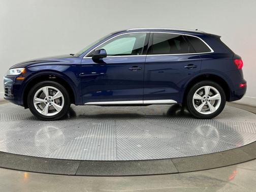 2020 Audi Q5 45 Premium Plus