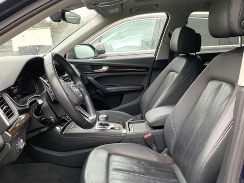 2020 Audi Q5 45 Premium Plus
