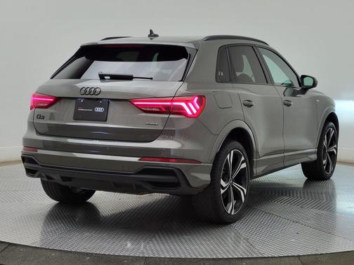 2023 Audi Q3 45 S line Premium Plus