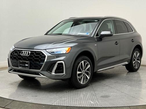 2023 Audi Q5 45 S line Premium Plus