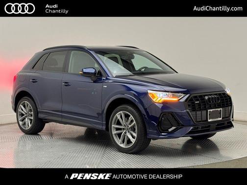 2024 Audi Q3 Premium 45 TFSI S line quattro Tiptronic