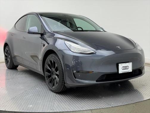 2022 Tesla Model Y Long Range Dual Motor All-Wheel Drive