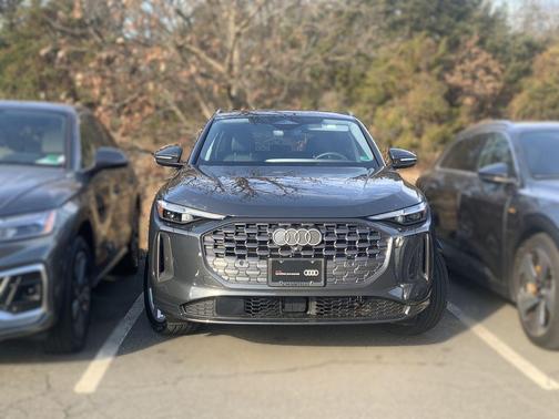 2025 Audi Q5 Premium Plus TFSI quattro S tronic