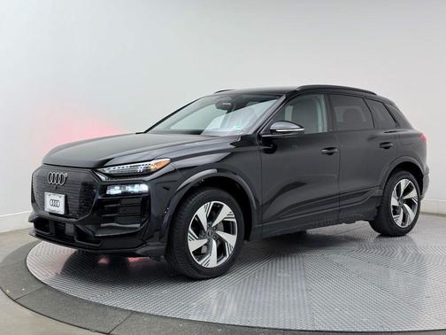 2025 Audi Q6 e-tron Premium Plus quattro