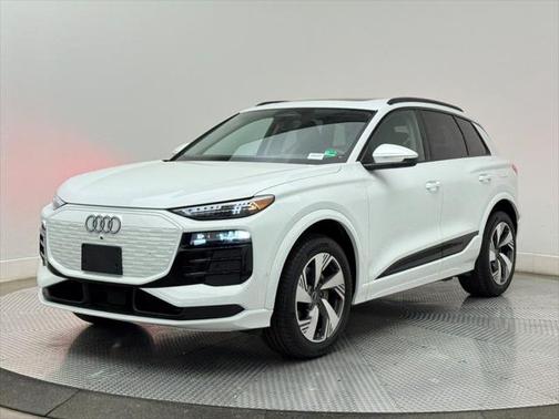 2025 Audi Q6 e-tron Premium Plus quattro