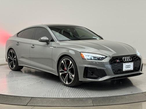 2022 Audi S5 Premium Plus TFSI quattro Tiptronic
