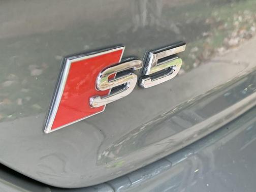 2022 Audi S5 Premium Plus TFSI quattro Tiptronic