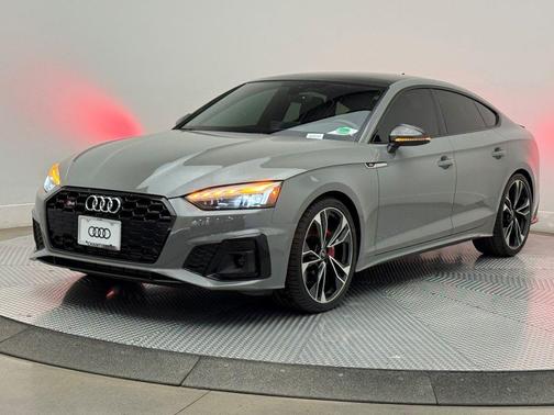 2022 Audi S5 Premium Plus TFSI quattro Tiptronic
