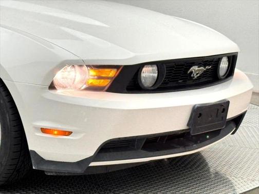 2011 Ford Mustang GT Premium