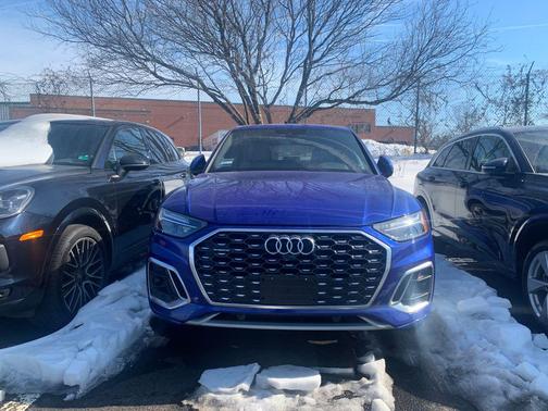 2023 Audi Q5 45 S line Premium Plus