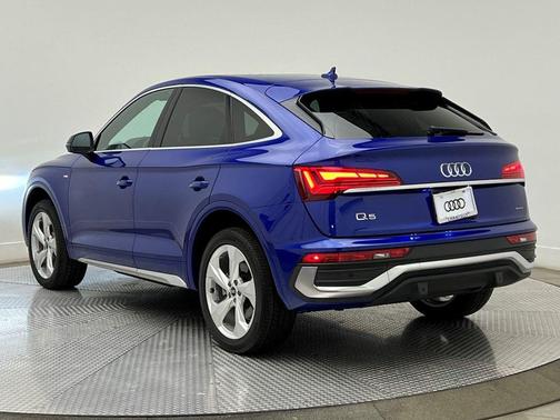 2023 Audi Q5 45 S line Premium Plus