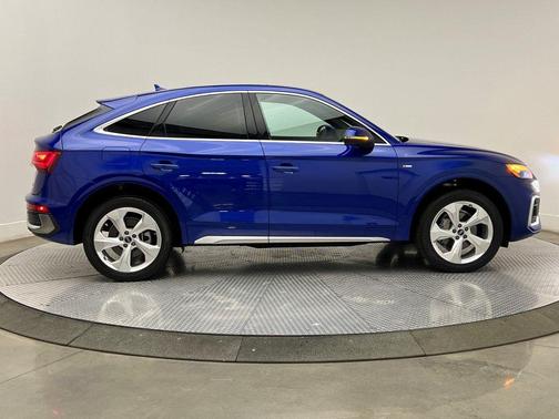 2023 Audi Q5 45 S line Premium Plus