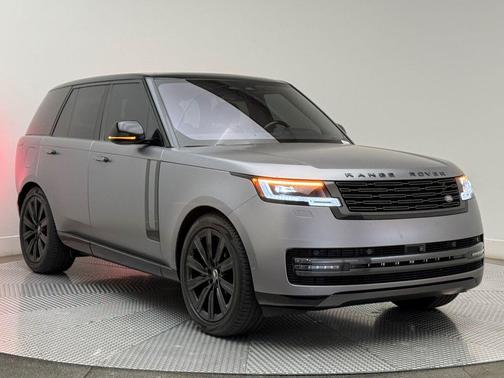 2023 Land Rover Range Rover P530 SE