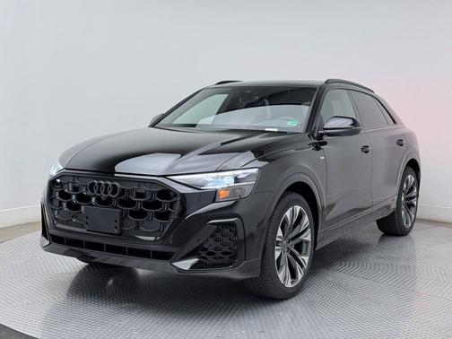 2026 Audi Q8 55 Premium Plus