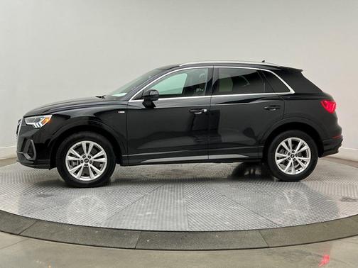 2022 Audi Q3 45 S line Premium Plus