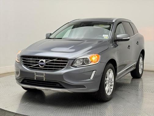 2016 Volvo XC60 T5 Platinum