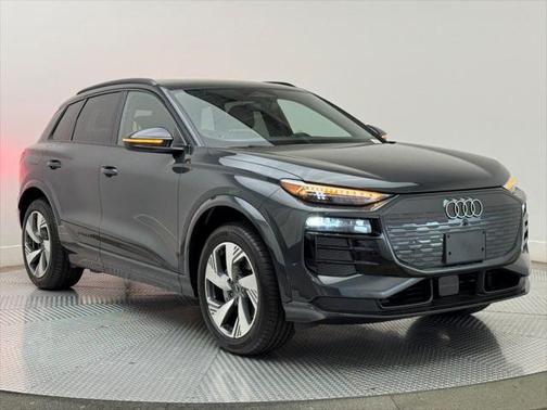 2025 Audi Q6 e-tron Premium Plus quattro