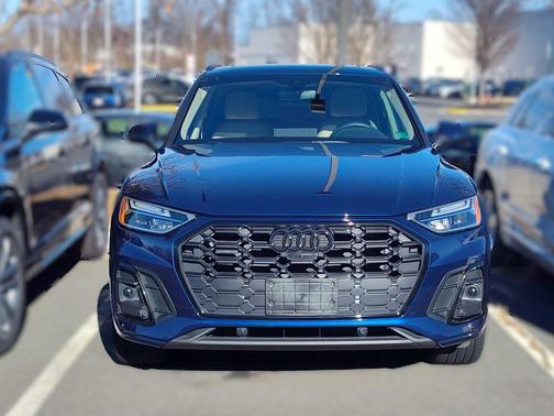 2022 Audi Q5 45 S line Premium Plus