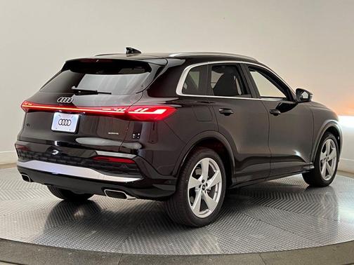 2025 Audi Q5 Prestige TFSI quattro S tronic