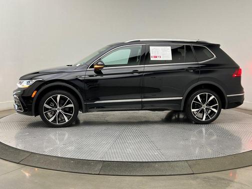 2023 Volkswagen Tiguan 2.0T SEL R-Line 4MOTION