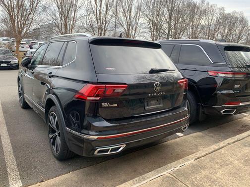 2023 Volkswagen Tiguan 2.0T SEL R-Line 4MOTION