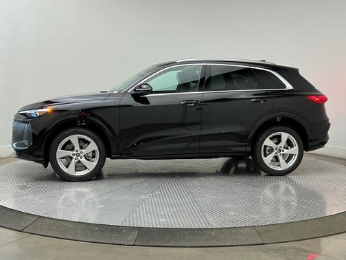 2025 Audi Q5 Premium Plus TFSI quattro S tronic