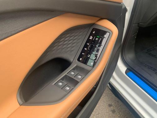 2026 Audi A6 Premium Plus quattro S tronic