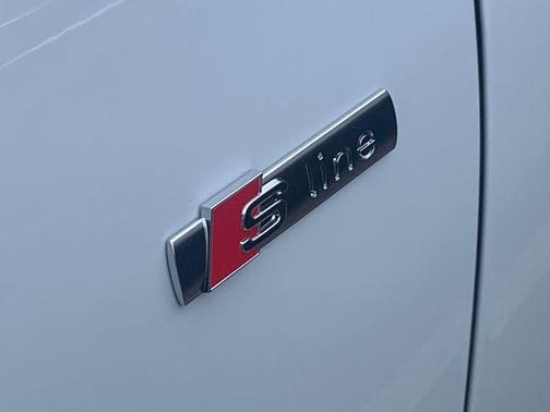 2026 Audi A6 Premium Plus quattro S tronic