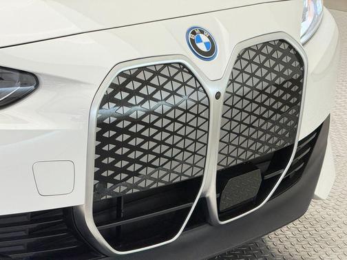 Alpine White 2025 BMW i4 Gran Coupe xDrive40