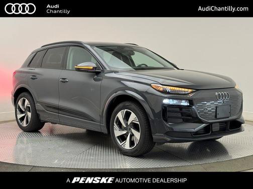 2025 Audi Q6 e-tron Premium Plus quattro