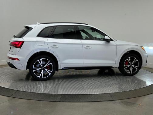 2025 Audi Q5 45 S line Premium Plus