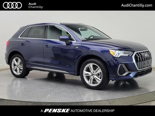 Navarra Blue Metallic 2024 Audi Q3 Premium 45 TFSI S line quattro Tiptronic