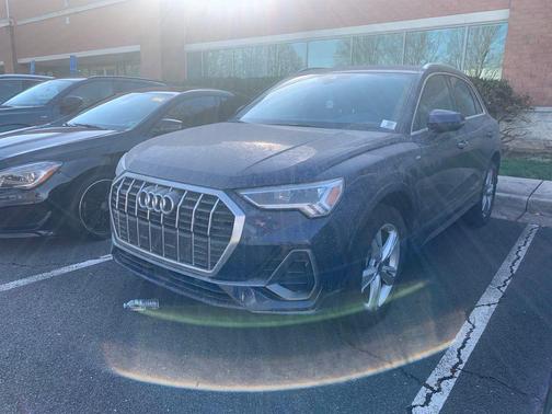 2024 Audi Q3 Premium 45 TFSI S line quattro Tiptronic