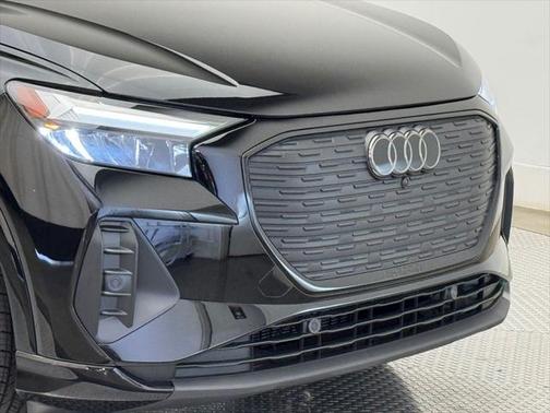 2025 Audi Q4 e-tron Premium 45 RWD