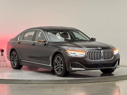 2022 BMW 750 i xDrive
