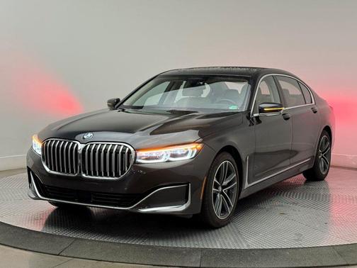 2022 BMW 750 i xDrive