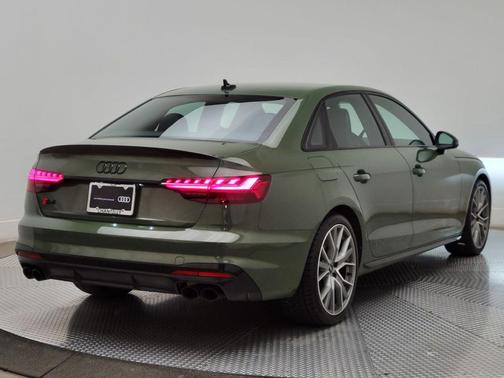 District Green Metallic 2023 Audi S4 Premium Plus TFSI quattro Tiptronic