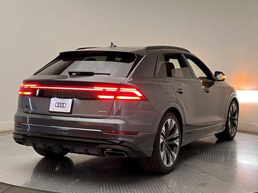 2026 Audi Q8 55 Premium Plus