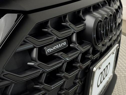 2024 Audi A8 L 55 TFSI quattro Tiptronic