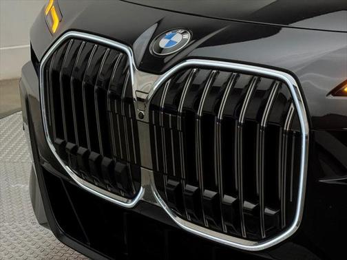 2023 BMW 760 i xDrive