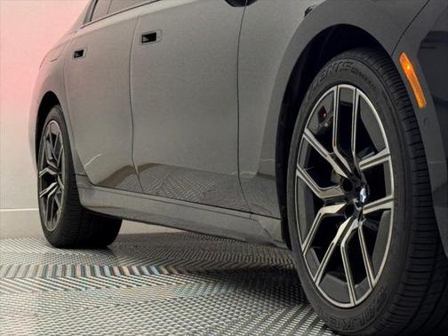 2023 BMW 760 i xDrive