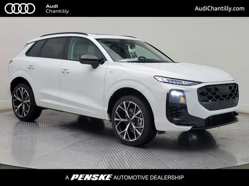 Glacier White Metallic 2026 Audi Q3 TFSI quattro S tronic