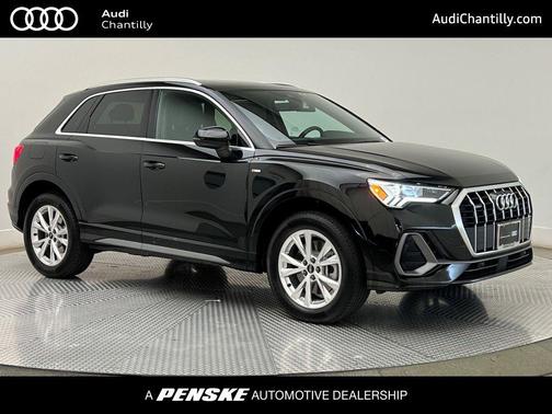 2025 Audi Q3 Premium 45 TFSI S line quattro Tiptronic